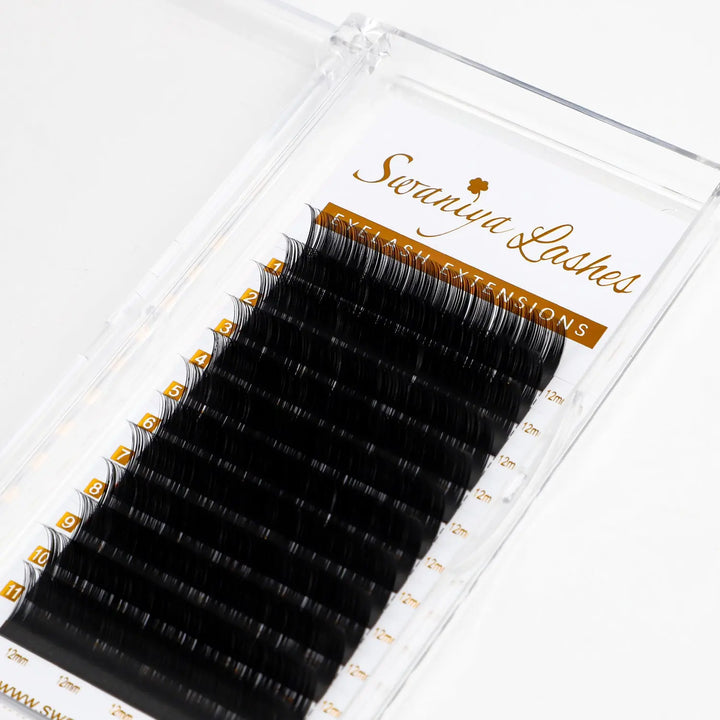 Camellia Lashes  Swaniyalashes