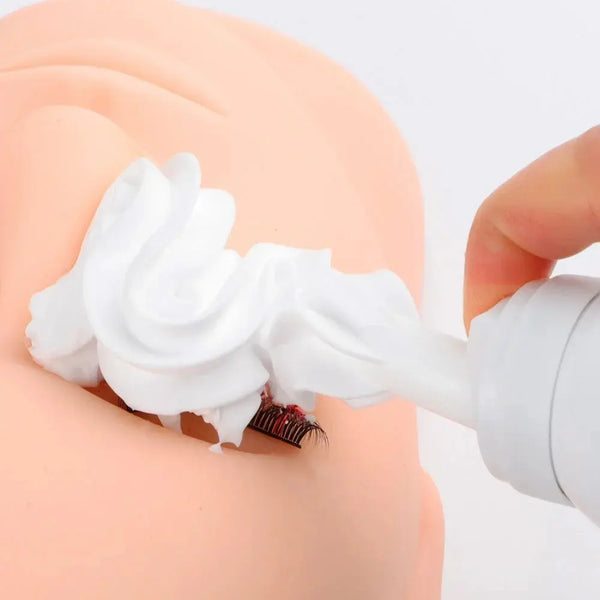 Creamy Eyelash Foam Cleanser - Swaniyalashes