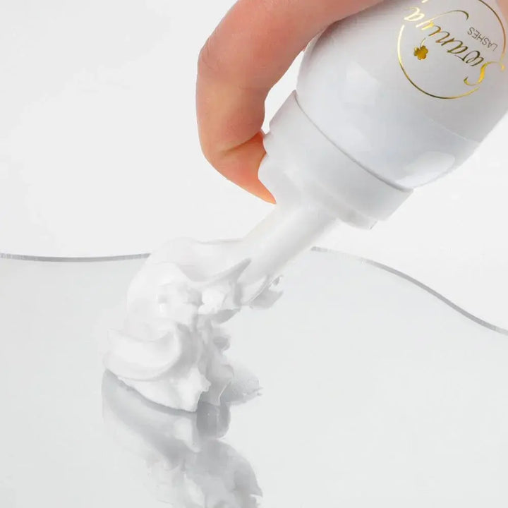 Creamy Eyelash Foam Cleanser - Swaniyalashes